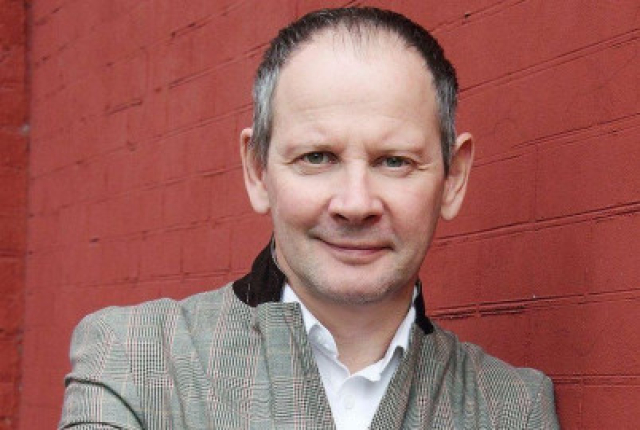Спектакль «Загадочная история Бенджамина Баттона». Читает Д. Спиваковский в Дом музыки, Москва – Bileti.ru